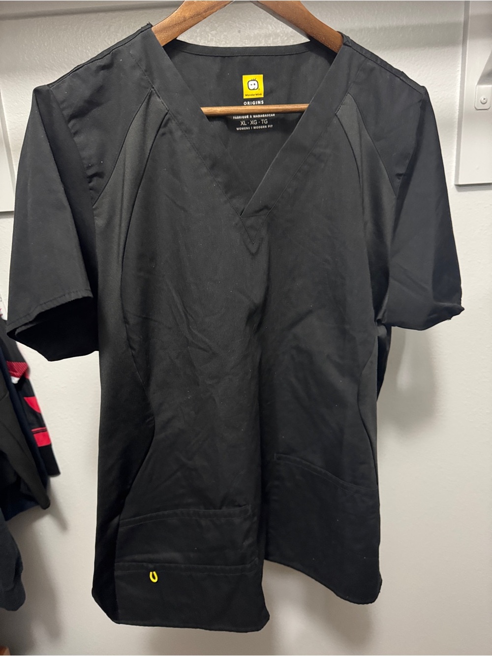 WonderWink Black V-Neck Scrub Top